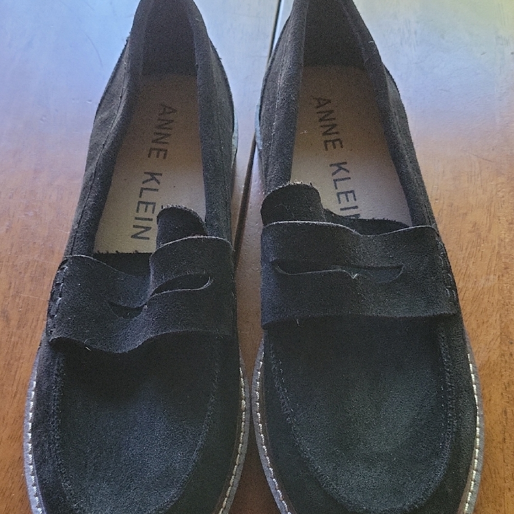 Anne Klein Women's Black Loafers